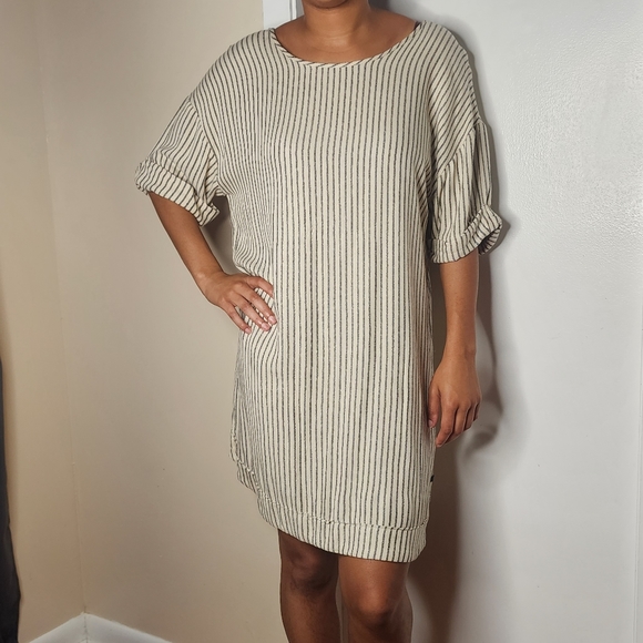 Striped Hurley curved hem Dress - Picture 1 of 2